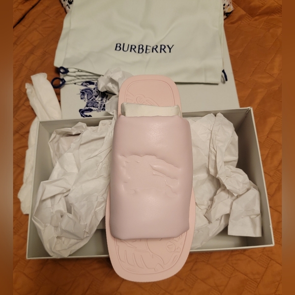 Burberry all inclusive (womens size 10 new) - Picture 5 of 6